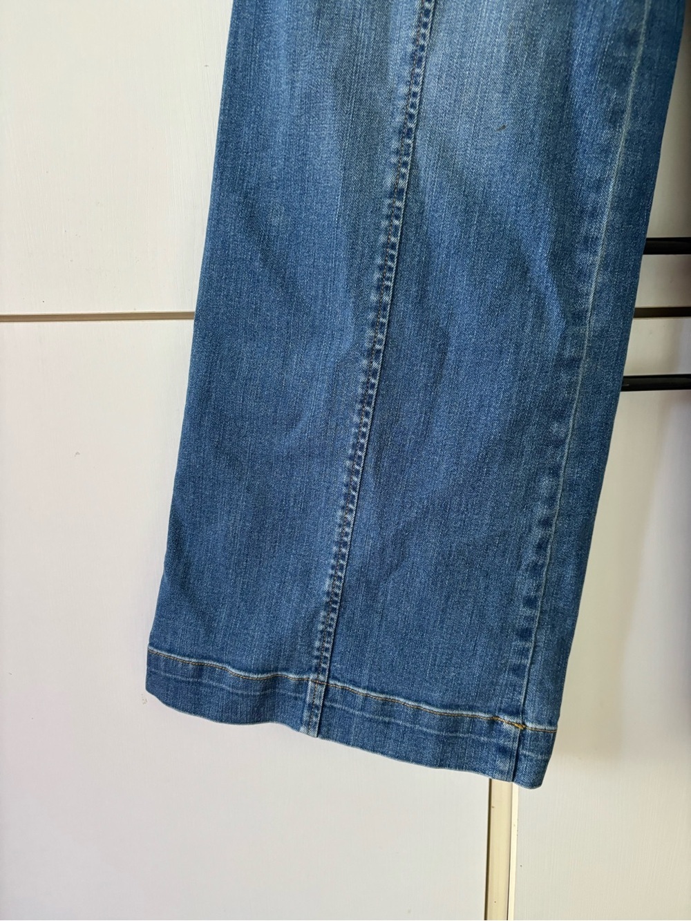 SPANX Vintage Indigo Wide Leg Jeans Size Small Pull-On Shaping Denim Boho Casual - Picture 11 of 14